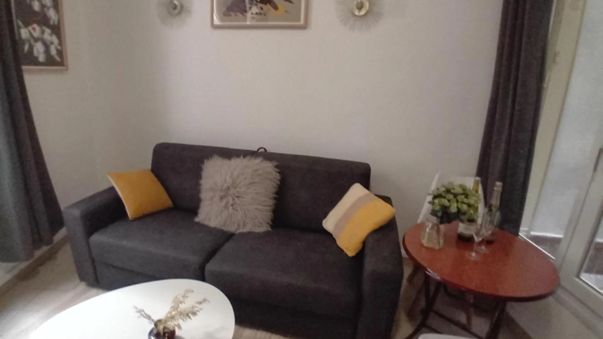 Close To Eifel Tour And Louvre Meusm,,Gare Montparnasse, Perfectely Located ,Center ,Good For Trip ,,Gorgeous Place Apartment Paris